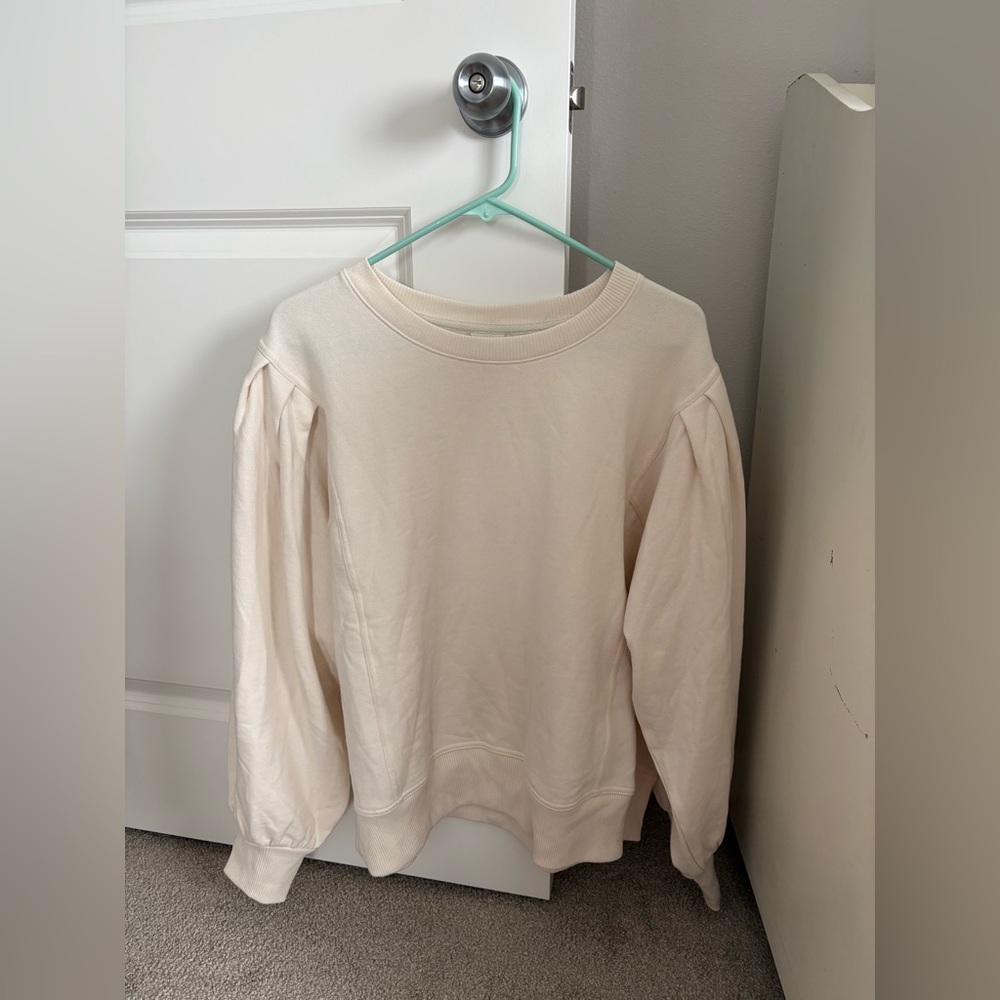🌺 A New Day Cream Sweatshirt